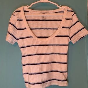 Striped cropped tee